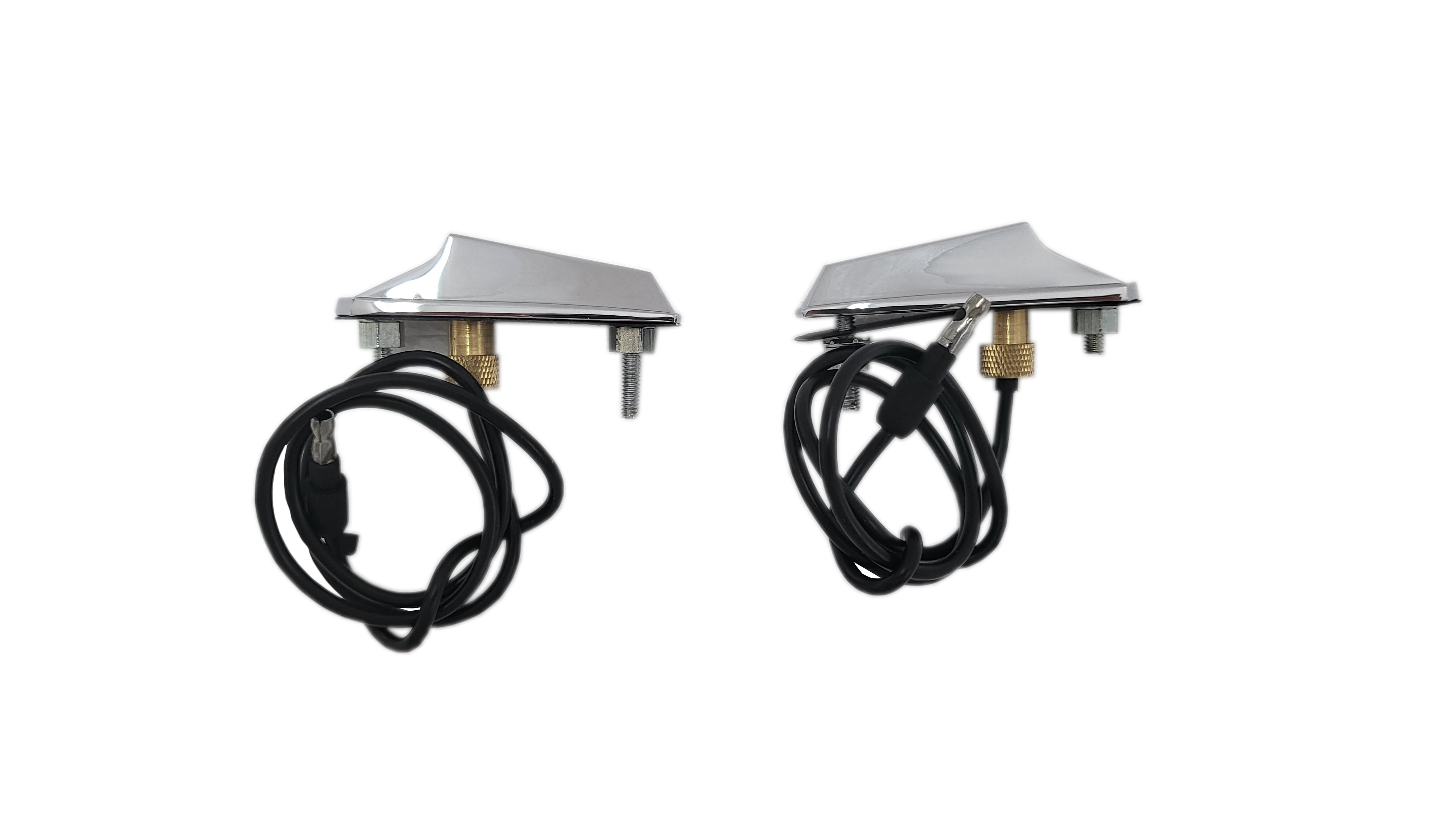 252-C68 Mopar 1968 Barracuda/Coronet Hood-Mounted Turn Signal