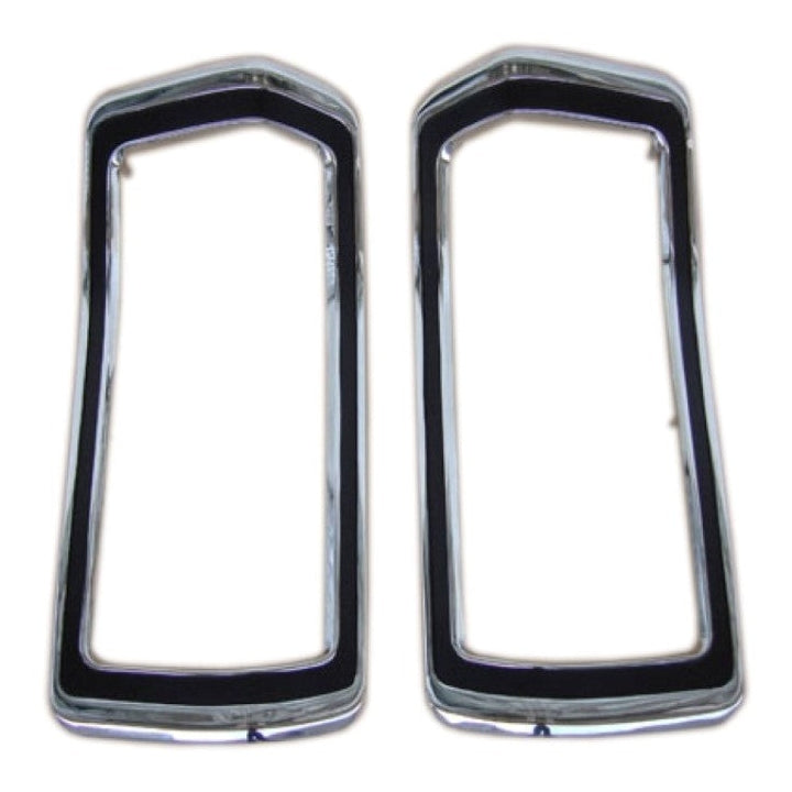 1973-76 Plymouth Duster Taillight Bezels